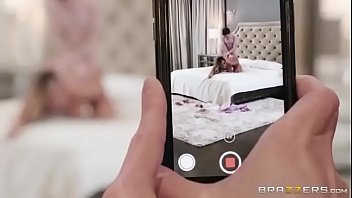 Sexo na escola transando gostoso com safada lisinha